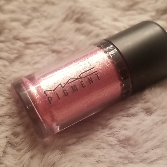 MAC COSMETICS LOOSE PIGMENT ROSE - Picture 1 of 4